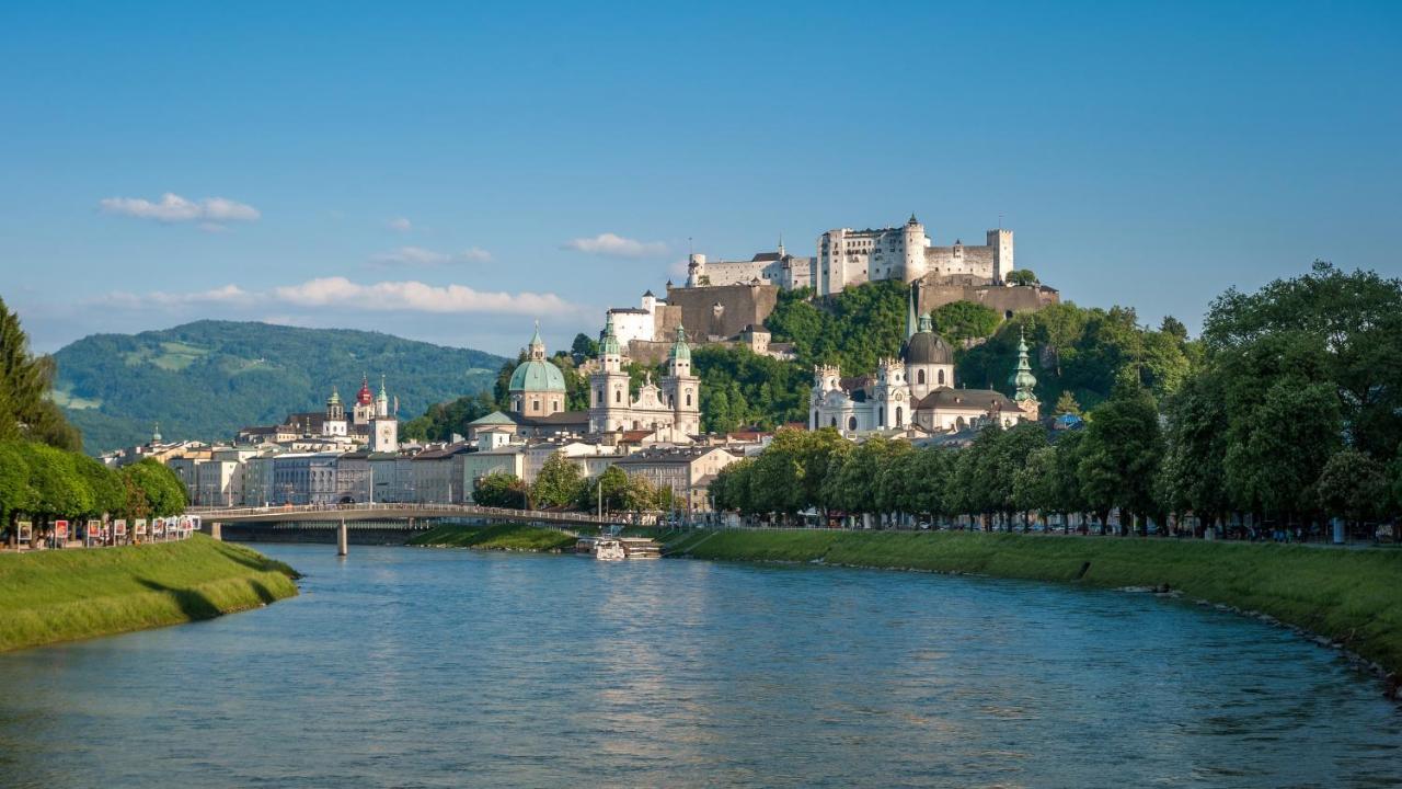 Luxury Stay Salzburg City Bagian luar foto