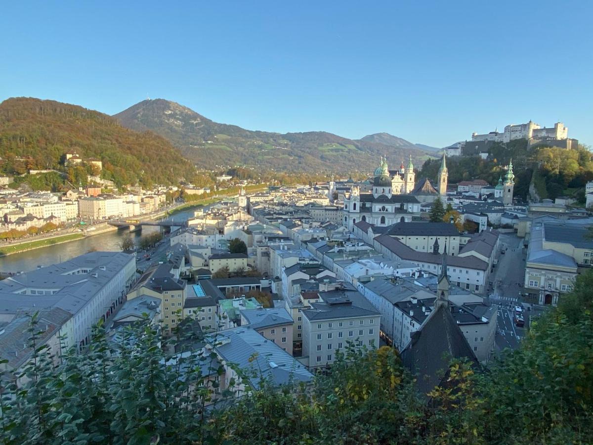 Luxury Stay Salzburg City Bagian luar foto